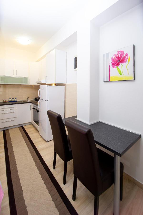 Mejic Apartments コトル エクステリア 写真